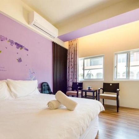 小黑琵416輕旅 Little Happy Hostel تاينان المظهر الخارجي الصورة