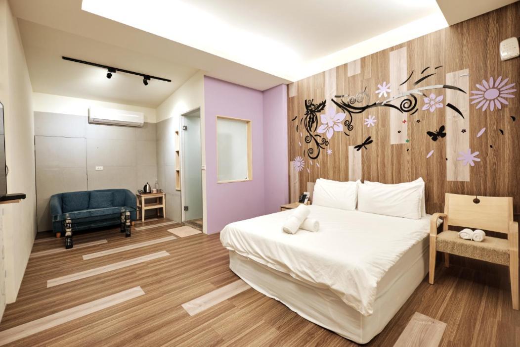 小黑琵416輕旅 Little Happy Hostel تاينان المظهر الخارجي الصورة