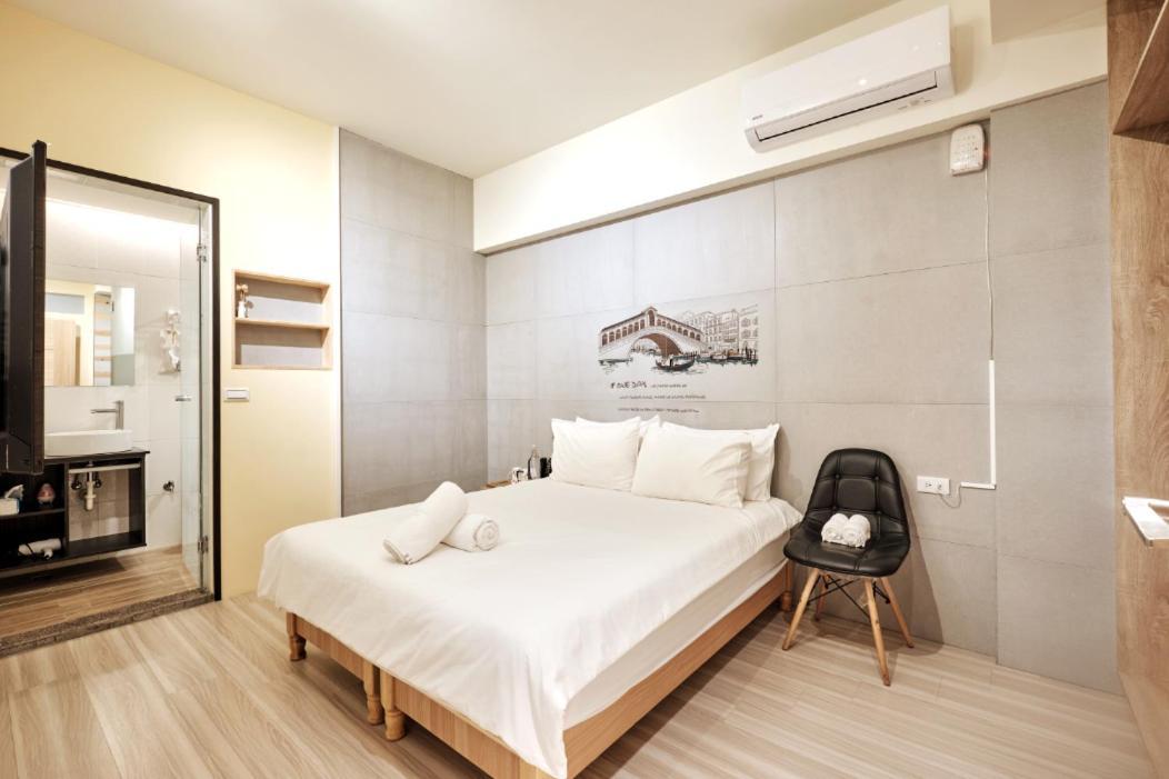 小黑琵416輕旅 Little Happy Hostel تاينان المظهر الخارجي الصورة